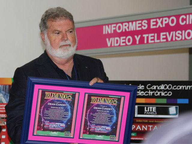 Newsline Report - Tecnologa - Expo Cine Video TV: premiaciones y corte de listn