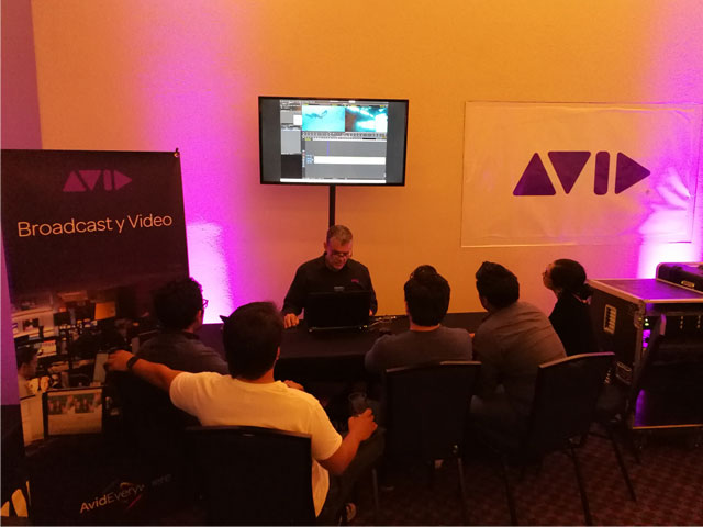 Newsline Report - Tecnologa - AVID concluye con xito su show en Mxico