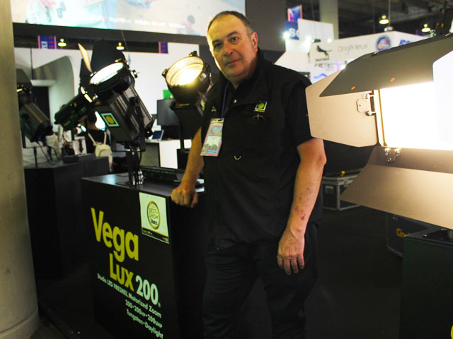 Newsline Report - Tecnologa - Fluotec refuerza Cine Light tras alianza con Kimera Lighting