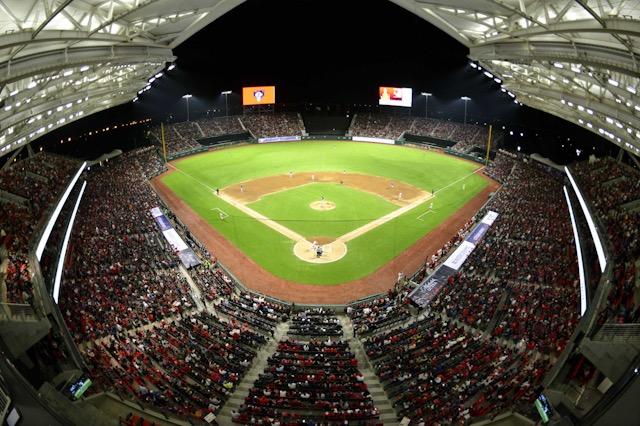 Newsline Report - Tecnologa - Panasonic implementa tecnologa en el estadio de los Diablos Rojos de Mxico