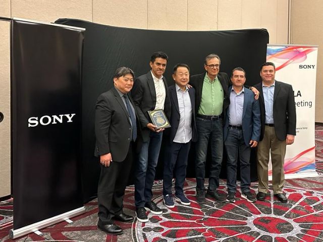 Newsline Report - Tecnologa - Viewhaus celebra 20 aos de la mano de Sony: 'Recibimos tres premios de distincin'