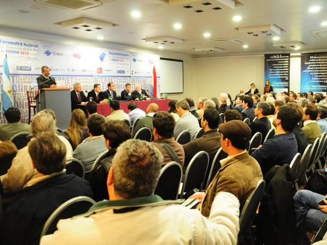 Newsline Report - Plataformas - Encuentro de Telecomunicaciones inaugur su exposicin comercial