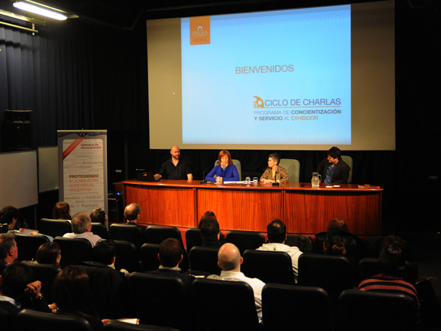 Newsline Report - Cine - Concientizacin sobre normativas de exhibicin