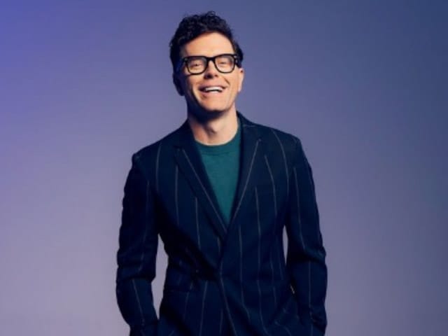 Bobby Bones anfitrin de los premios NAB durante el NAB Show New York 2024