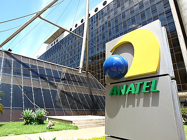Anatel aprueba la compra de Time Warner por AT&T