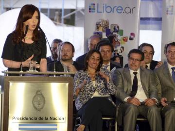 Argentina anuncia el lanzamiento de Libre.ar, servicio de internet y telefona mvil de ARSAT