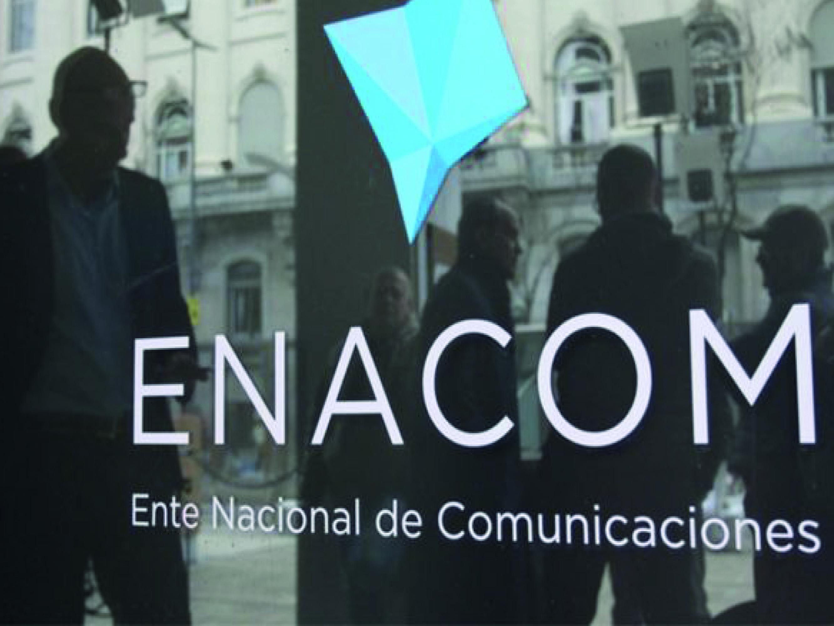 Newsline Report - Tecnologa - Argentina: Enacom autoriza aumentos en telecomunicaciones