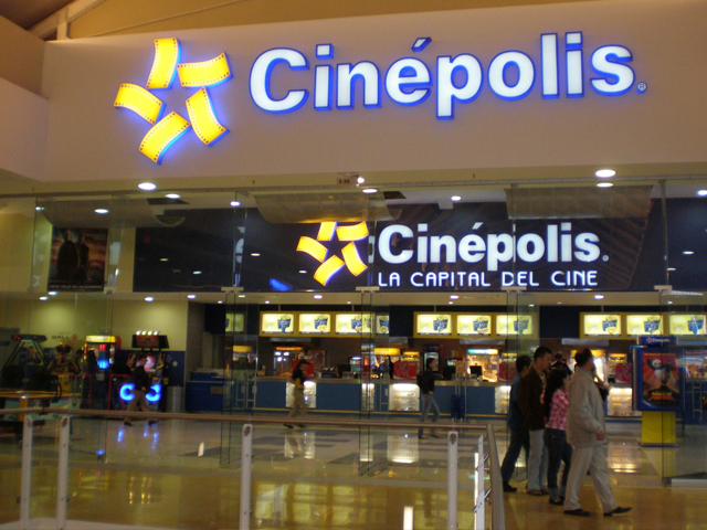 Newsline Report - Cine - Cinpolis digitaliza salas en Mxico