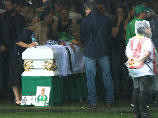 Newsline Report - Plataformas - CNN en Espaol estrena el documental sobre la tragedia de Chapecoense