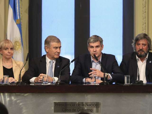 Newsline Report - Negocios - El Gobierno argentino habilit el cudruple play