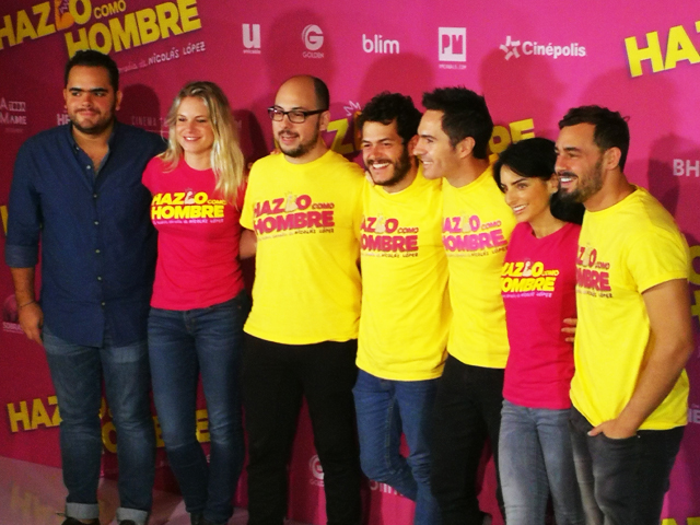 Newsline Report - Cine - 'Hazlo como hombre' llega a 1400 salas de cine