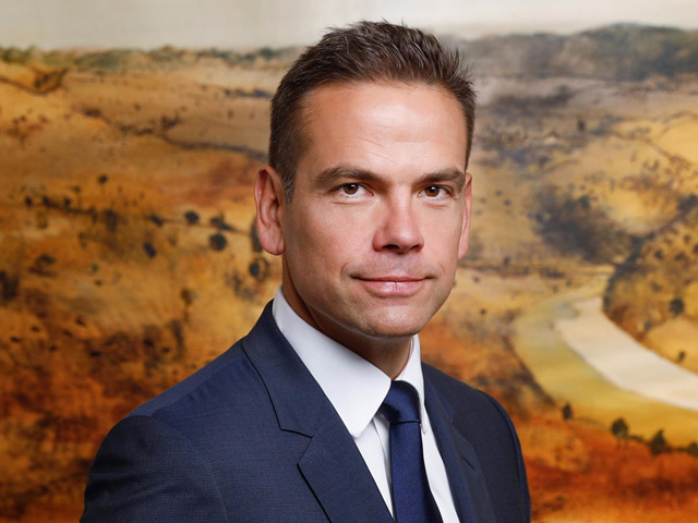 Newsline Report - Negocios - Lachlan Murdoch liderar el nuevo FOX