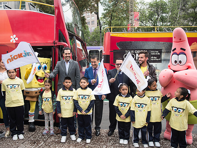 Llega a la Ciudad de Mxico el Turibus de 'Bob Esponja'