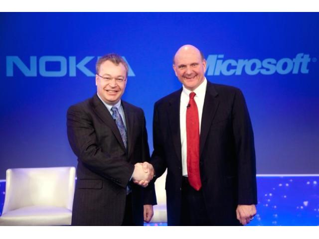 Newsline Report - Negocios - Microsoft compra el negocio de celulares de Nokia por US$7170 millones