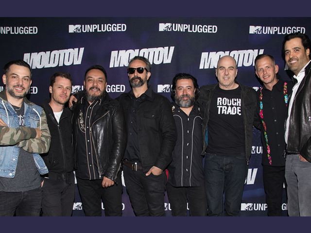 Newsline Report - Plataformas - Especial de Molotov en 'MTV Unplugged'