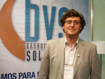 Roberto Favelukes: BVS, profundizando el proceso de profesionalizacin