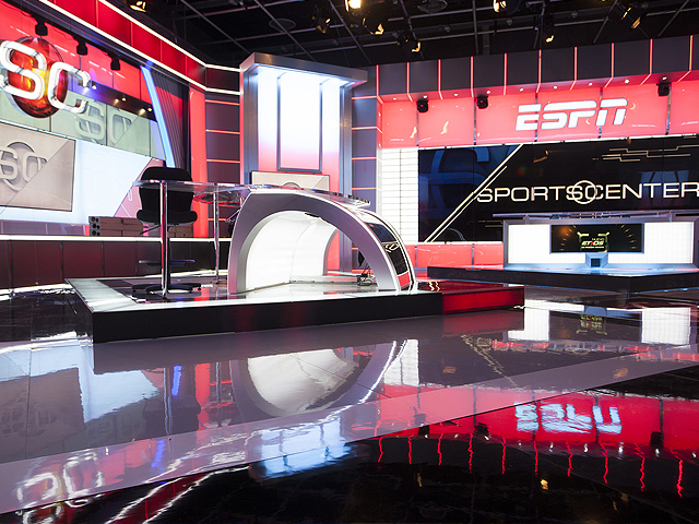 Newsline Report - Plataformas - SportsCenter festeja sus 15 aos en la regin