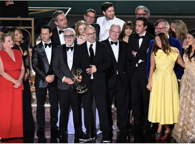 Newsline Report - Contenidos - 'Succession' se corona en los Premios Emmy 2022