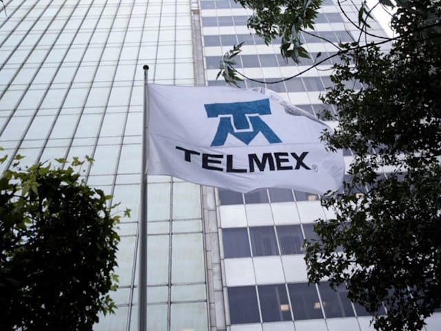 Newsline Report - Negocios - Telmex profundiza 61% su prdida neta