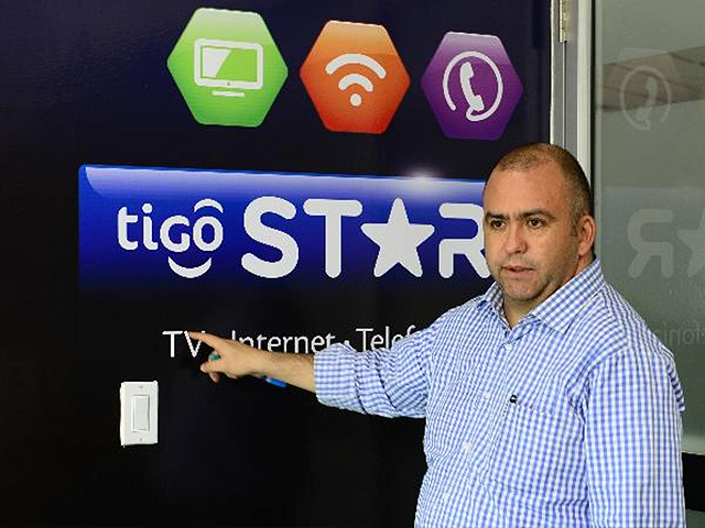 Newsline Report - Negocios - Tigo proyecta modernizar su red en El Salvador