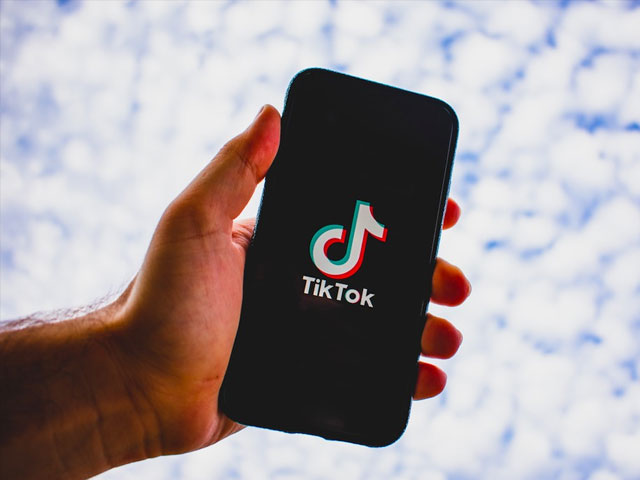 Newsline Report - Negocios - TikTok supera los mil millones de usuarios activos mensuales