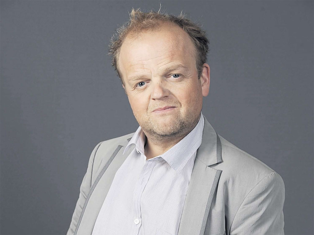 Newsline Report - Contenidos - Toby Jones se une a Sherlock