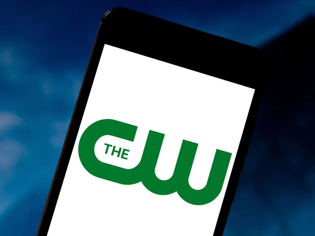 Newsline Report - Negocios - WarnerMedia y ViacomCBS analizan vender The CW Network